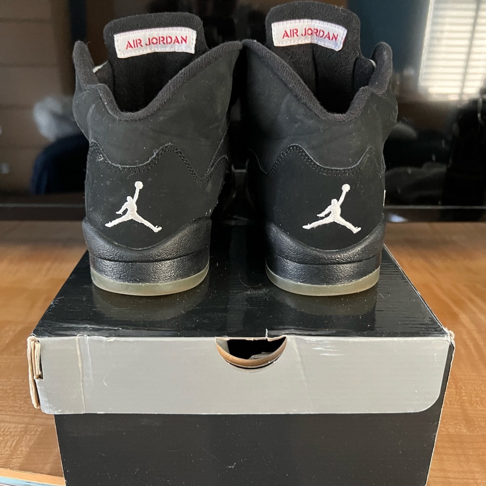 Air Jordan 5 Retro “Metallic”